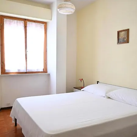 P103 - Porto Recanati, Trilocale In Zona Riservata Con Posto Auto Apartamento *
