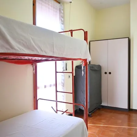 P103 - Porto Recanati, Trilocale In Zona Riservata Con Posto Auto *