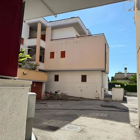 P103 - Porto Recanati, Trilocale In Zona Riservata Con Posto Auto Porto Recanati